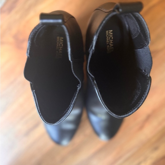 Michael Kors - Evaline Heeled Bootie Sz8.5 - Picture 3 of 9